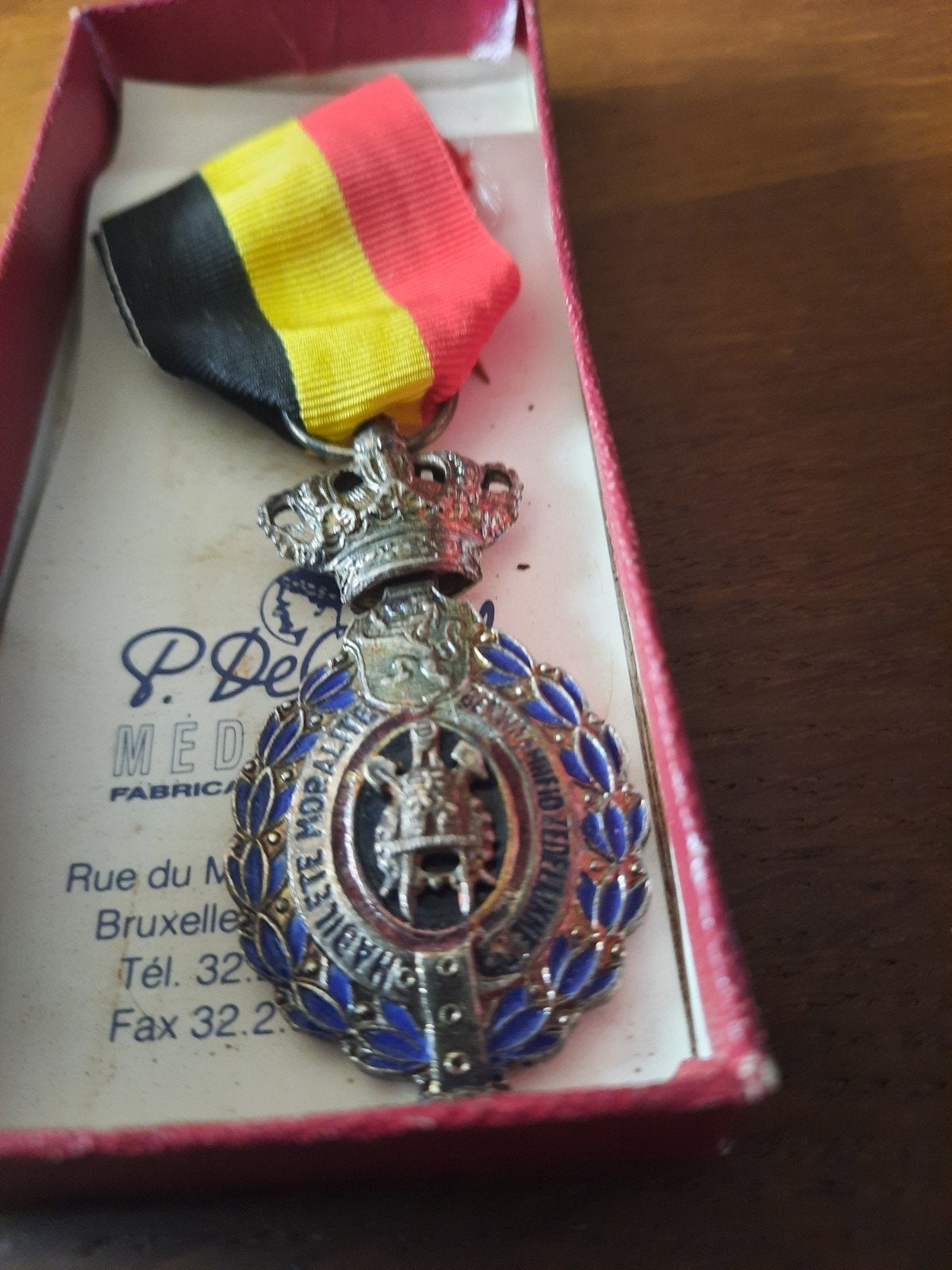 Médaille travail belge, Enlèvement ou Envoi
