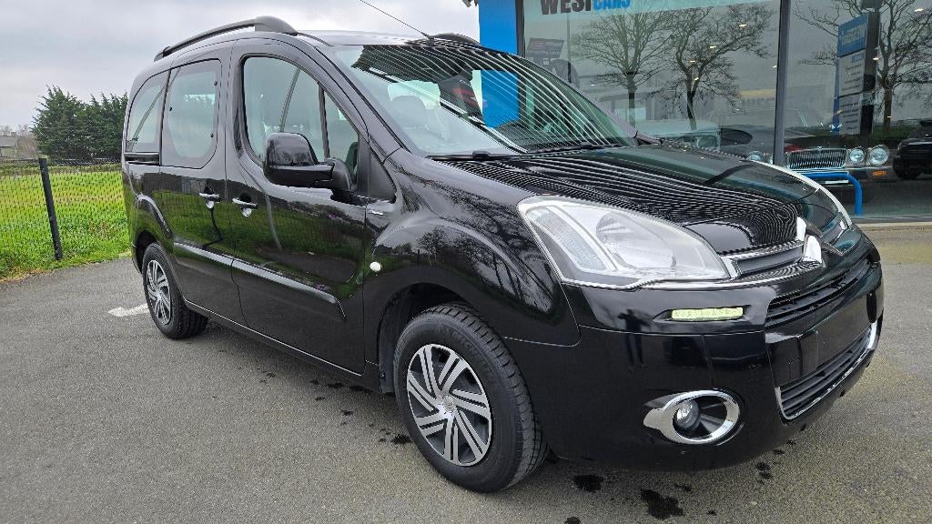 CITROEN BERLINGO 1.6 HDI 5 ZIT AIRCO 97000 KM, Auto's, Voorwielaandrijving, Euro 5, 135 g/km, 4 cilinders