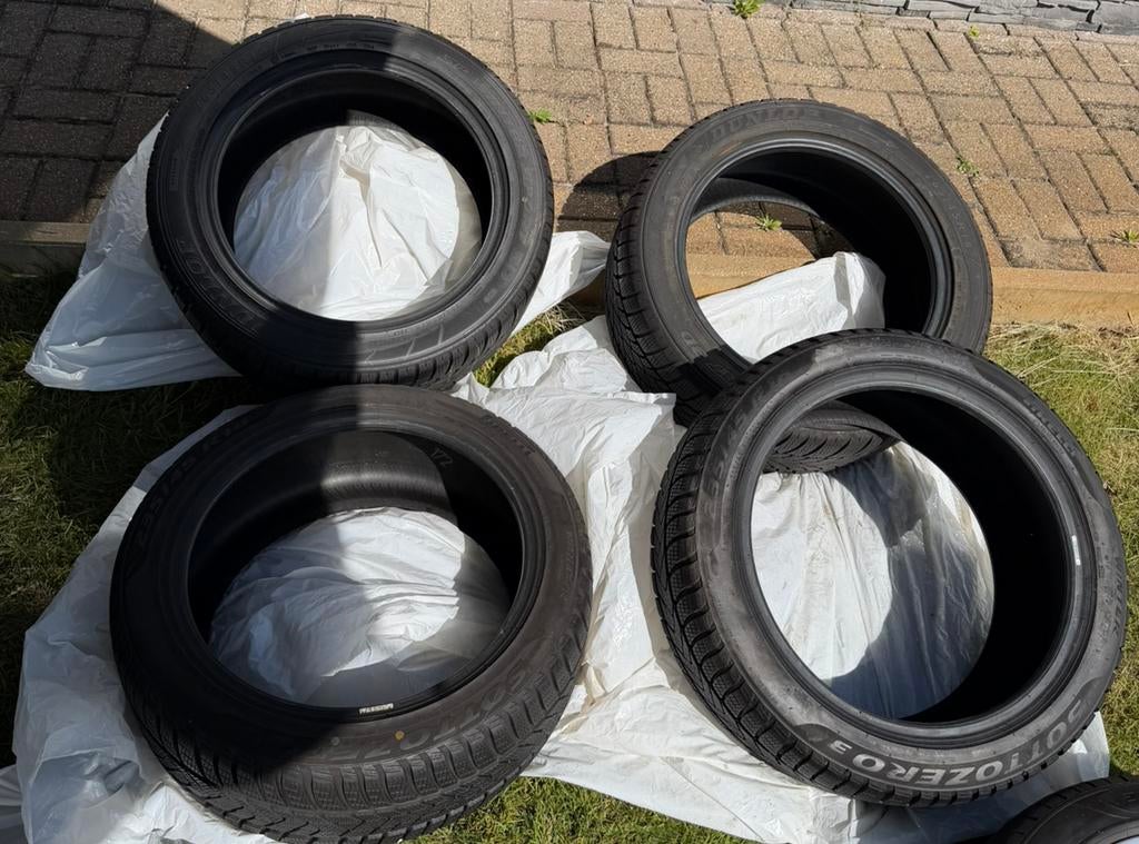Winterbanden 18 inch breedset. Nieuwstaat !, Ophalen, Zo goed als nieuw