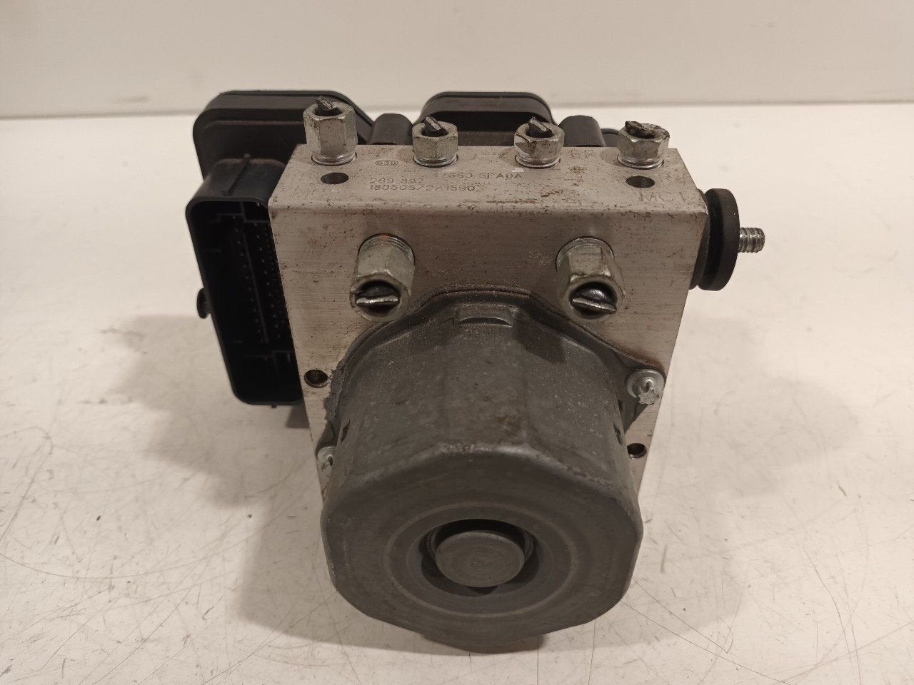 Abs pomp Nissan Micra, Auto-onderdelen, Remmen en Aandrijving, Nissan, Gebruikt, Herkomst onderdeel bekend, 12 maanden garantie