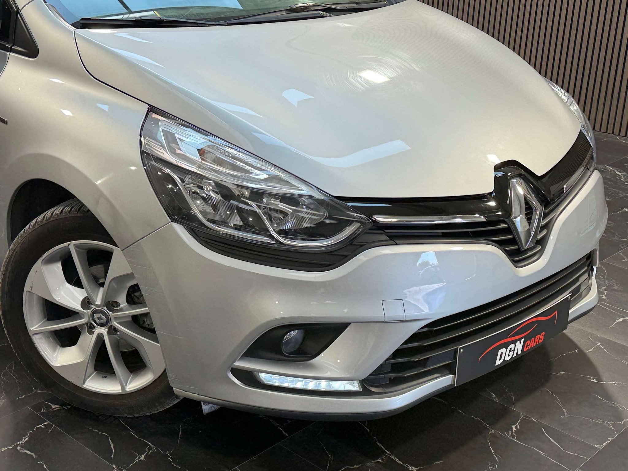 Renault Clio Clio 0.9 TCe Energy Limited, Autos, Argent ou Gris, Achat, Euro 6, Entreprise