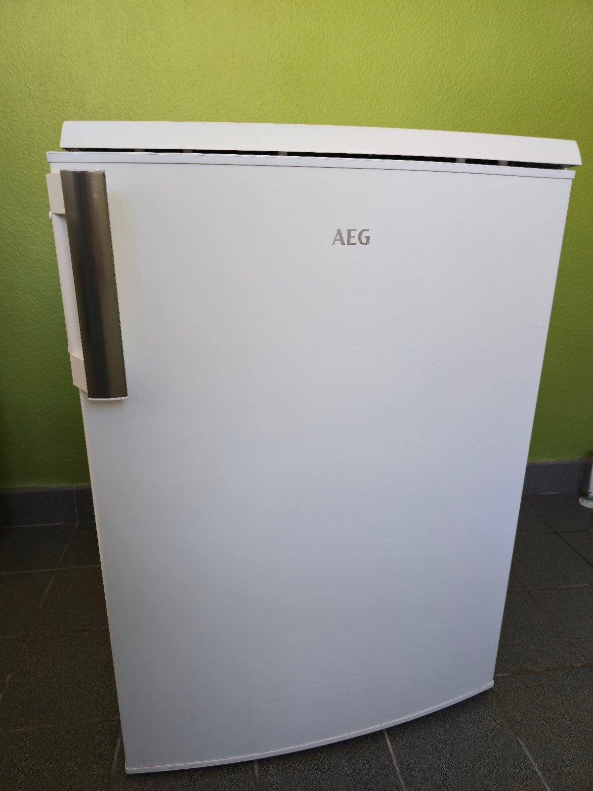 Frigo compact AEG, Ophalen
