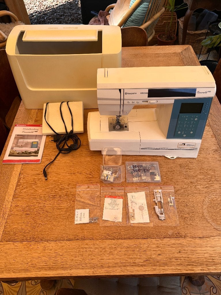 Husqvarna Viking Emerald 183 + uitgebreid accessoirepakket, Ophalen of Verzenden, Gebruikt, Naaimachine, Husqvarna