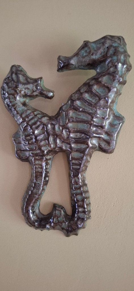 Vintage keramieken wandsculptuur van twee zeepaardjes, Ophalen of Verzenden