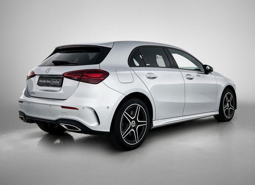Mercedes-Benz A-klasse 250 e Hatchback AMG Line Night Pack |, Stof, Gebruikt, Zwart, 16 kWh