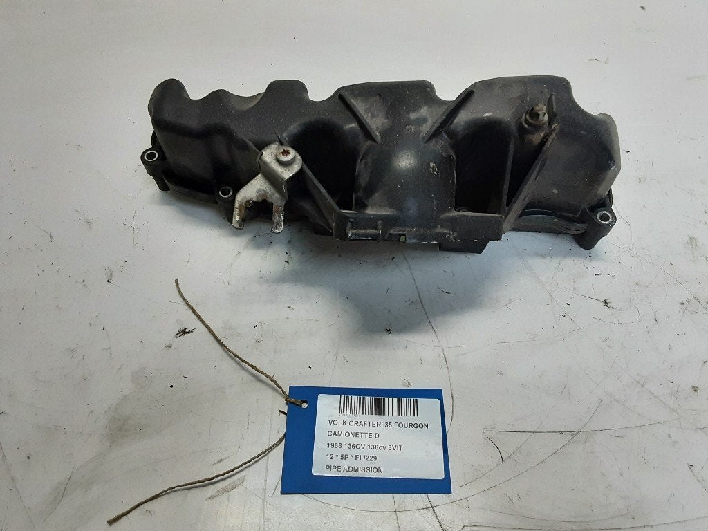 COLLECTEUR D'ADMISSION Volkswagen Crafter (01-2011/12-2016), Volkswagen, Volkswagen AG, Utilisé, Kundenbetreuung@volkswagen.de