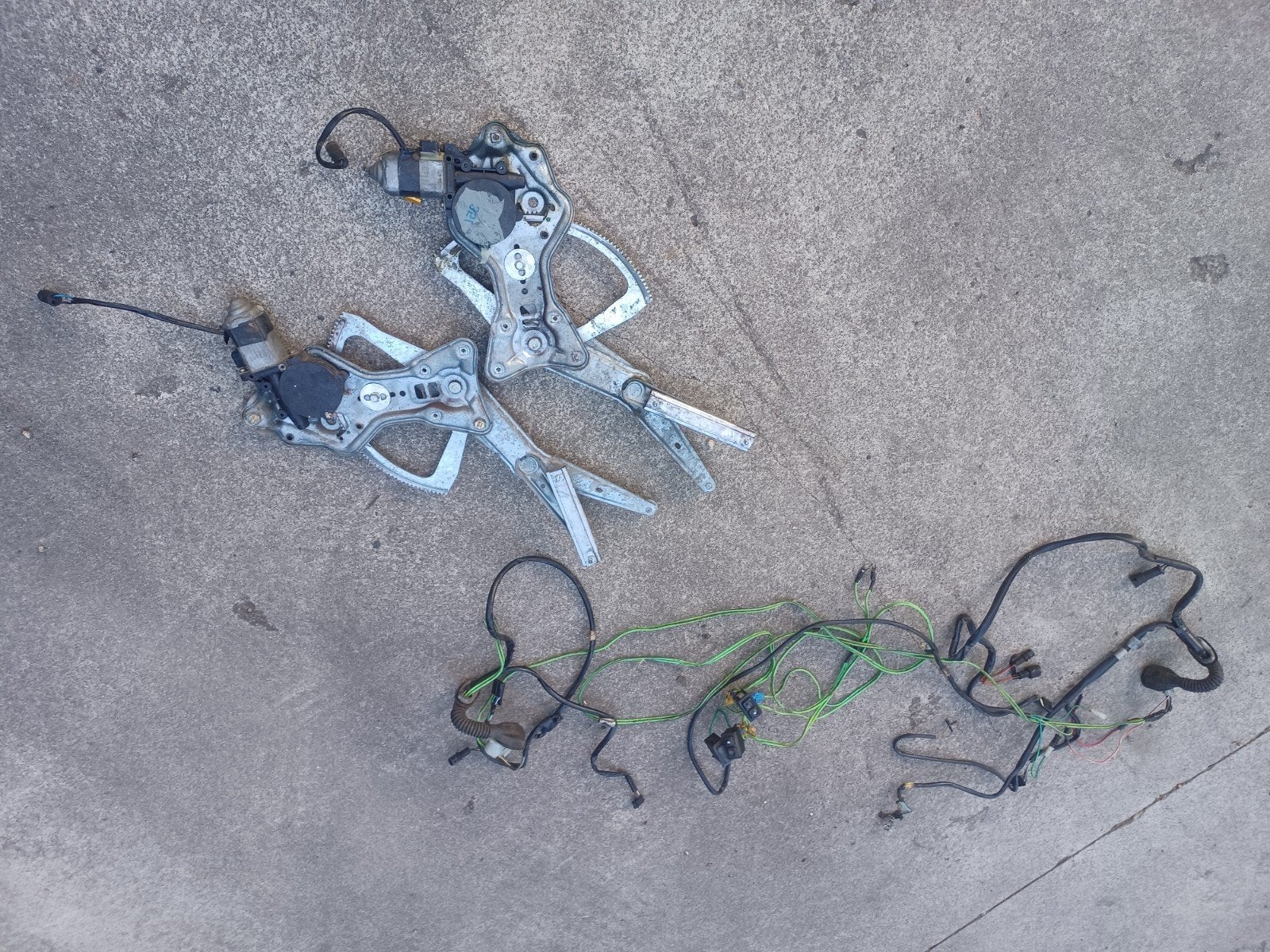 BMW e30 elektrische ramen 2-d, 4-d en touring, Auto-onderdelen, Ophalen of Verzenden, Gebruikt, BMW
