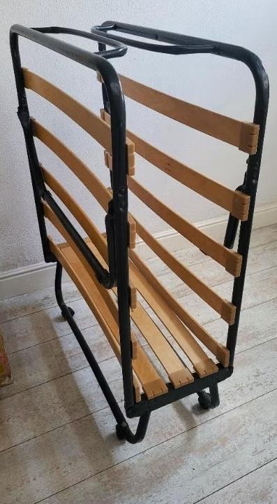 Lit pliant de 190 cm x 80 cm, sans matelas., Une personne, Utilisé, Métal, 190 cm ou moins