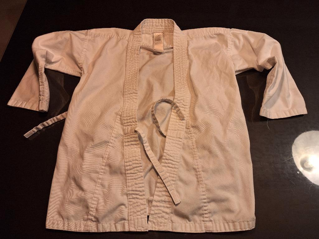 Judopak met witte gordel maat 120 cm, Judo, Nieuw, Ophalen of Verzenden, Vechtsportkleding