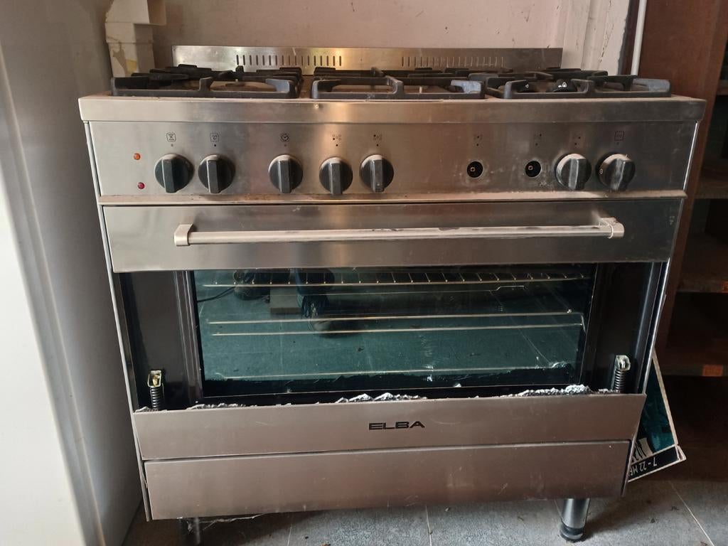 Gasfornuis 5-pits met grote oven, Huis en Inrichting, Ophalen