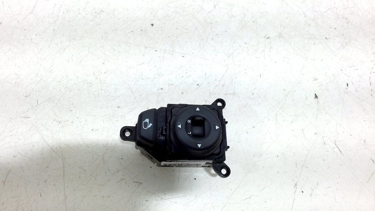 Schakelaar elektrisch spiegels Kia Optima, Onderdelen@venauto.nl, Van der Ven Autorecycling B.V., Kia, Ettenseweg 76, 4706 PB Roosendaal, The Netherlands