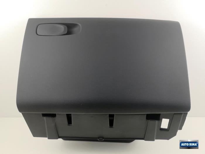 Boîte à gants d'un Volvo V40, -, 3 mois de garantie, Utilisé, -