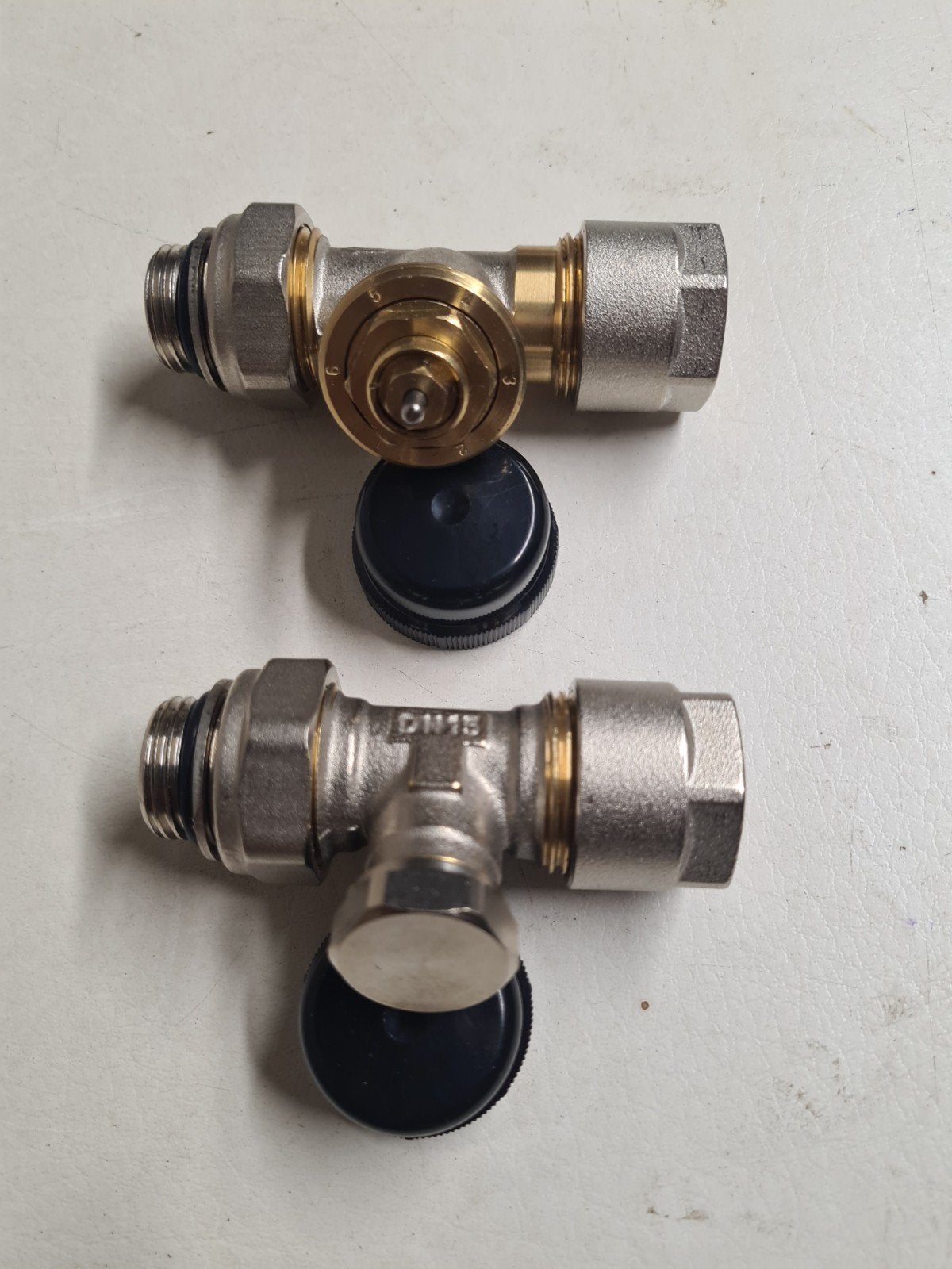 radiator aansluiting, Doe-het-zelf en Bouw, Ophalen, Nieuw, Radiator