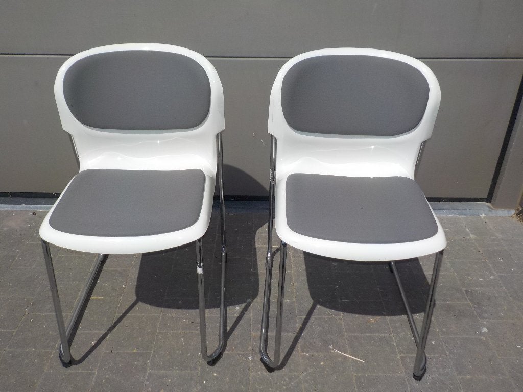 2 pvc stoelen, Ophalen