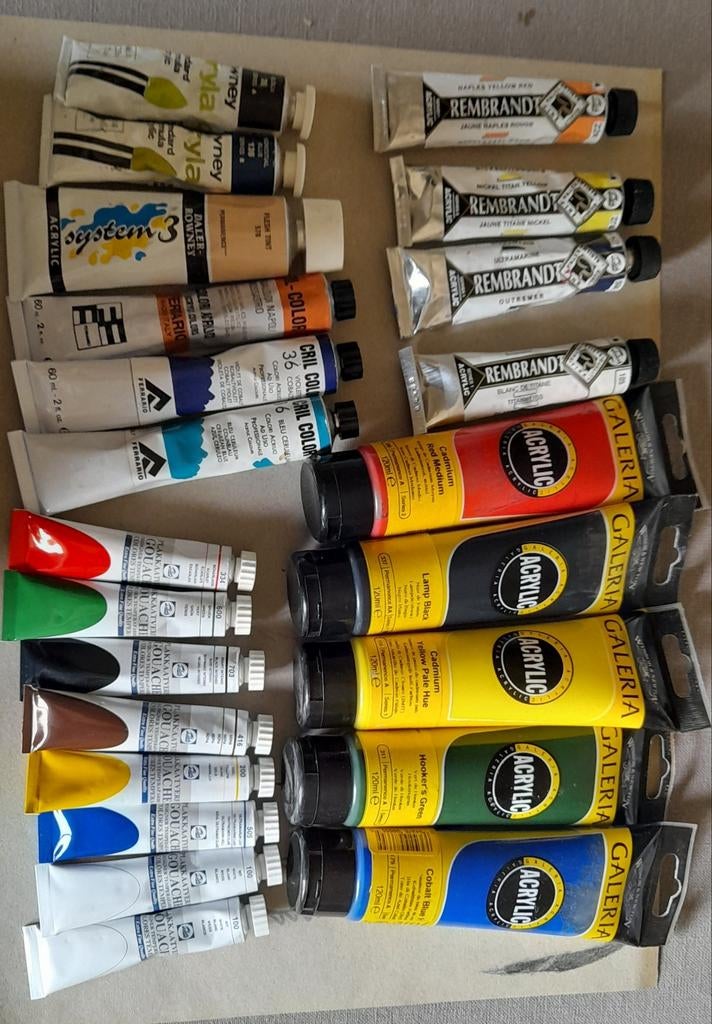 15 tubes acrylverf - 8 tubrs gouache, Hobby en Vrije tijd, Schilderen, Ophalen of Verzenden, Acrylverf