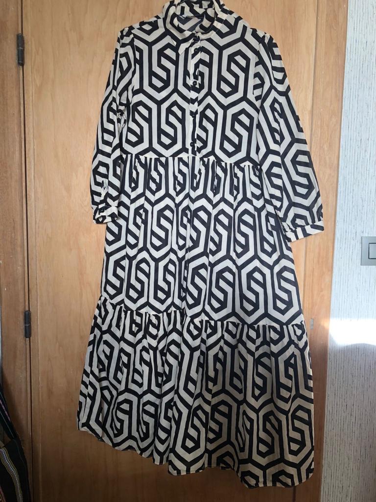Lange jurk van Zara, Kleding | Dames, Jurken, Ophalen of Verzenden, Nieuw, Maat 38/40 (M)