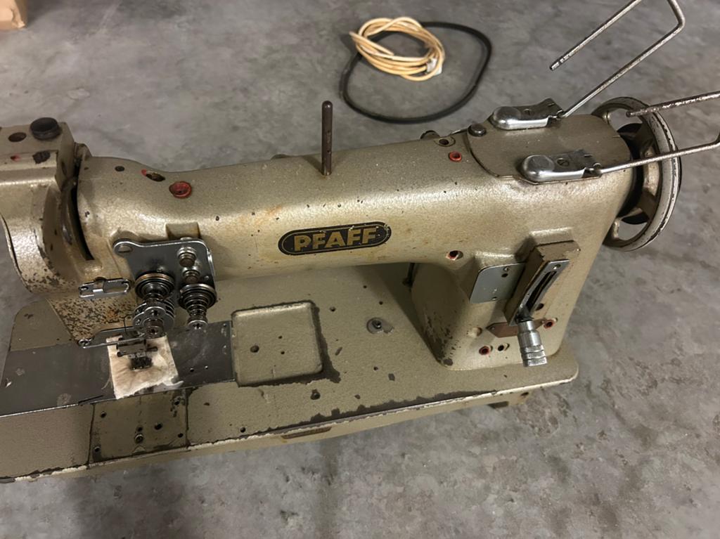 Pfaff – 2-Naalds Naaimachine, Hobby & Loisirs créatifs, Machines à coudre & Accessoires, Enlèvement, Comme neuf, Machine à coudre