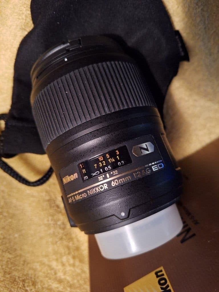 Nikkor AF-S 60mm f/2.8G ED  objectief, Audio, Tv en Foto, Foto | Lenzen en Objectieven, Ophalen, Beschermhoes/tas, Nikon, Zo goed als nieuw