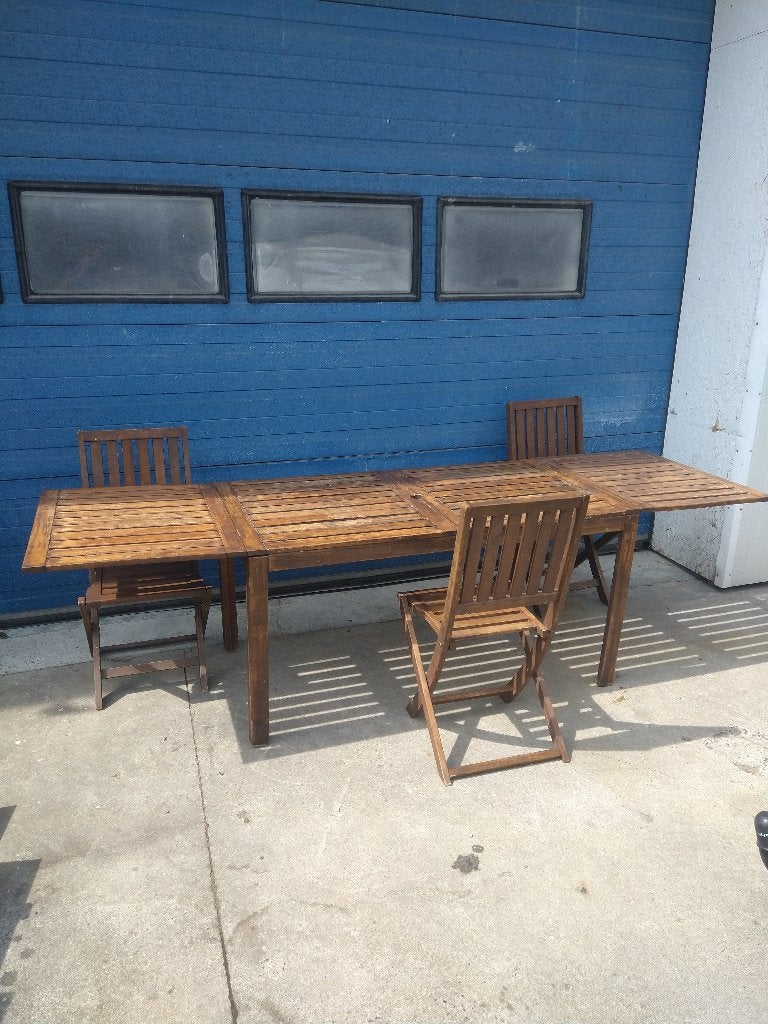 Table de jardin ajustable et chaises, Salons de jardin, Utilisé, Bois, Table à dinner