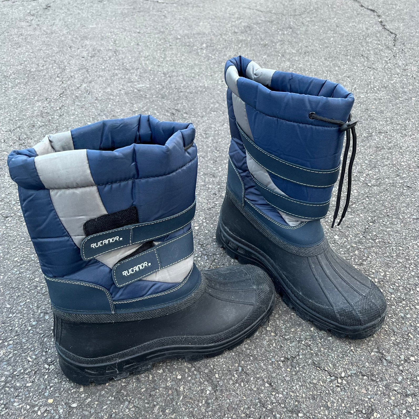 Snowbones taille 45, Neuf, Bottes, Enlèvement, Bleu