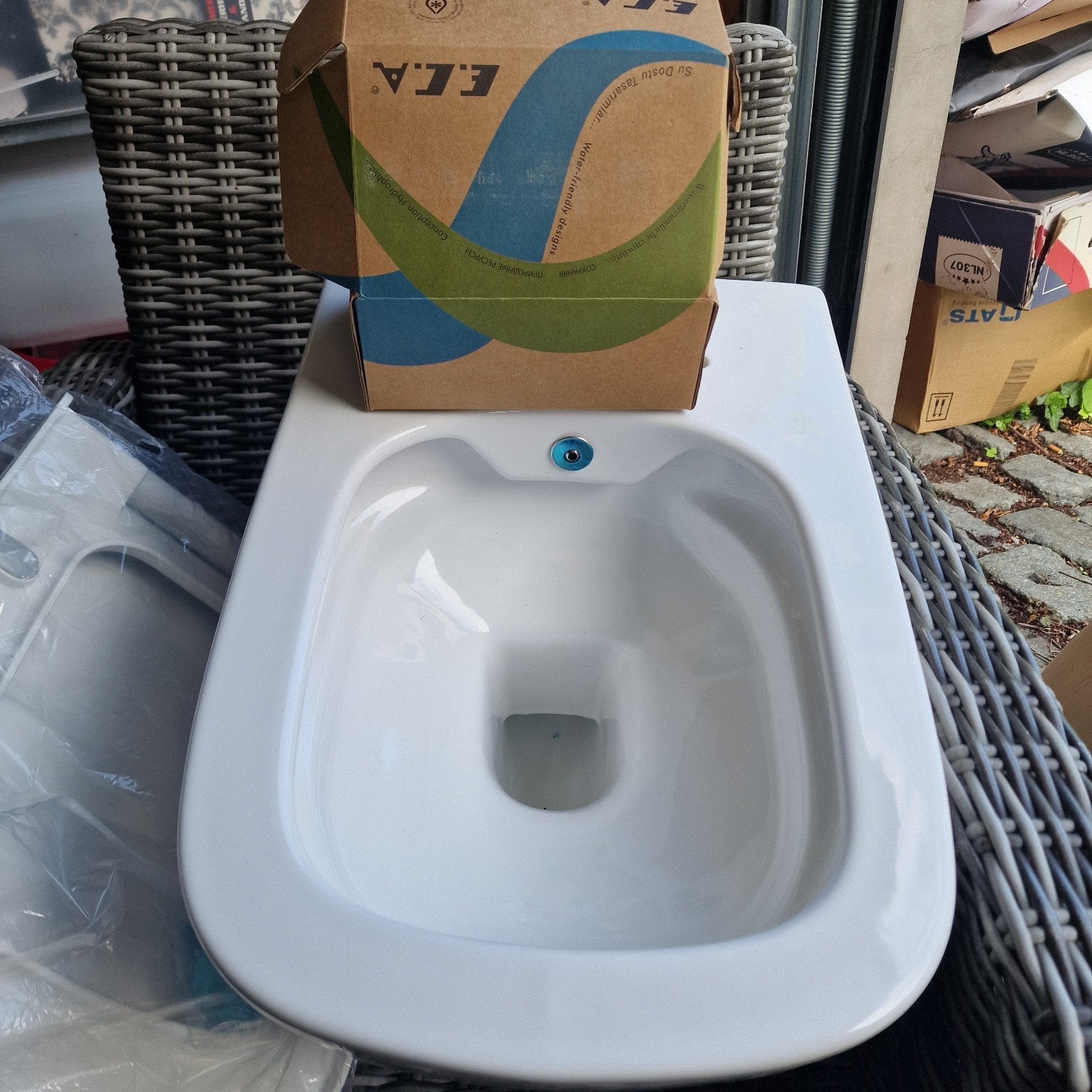 Hangtoilet randloos (rimless) – NIEUW in doos – compleet, Doe-het-zelf en Bouw, Sanitair, Ophalen, Toilet
