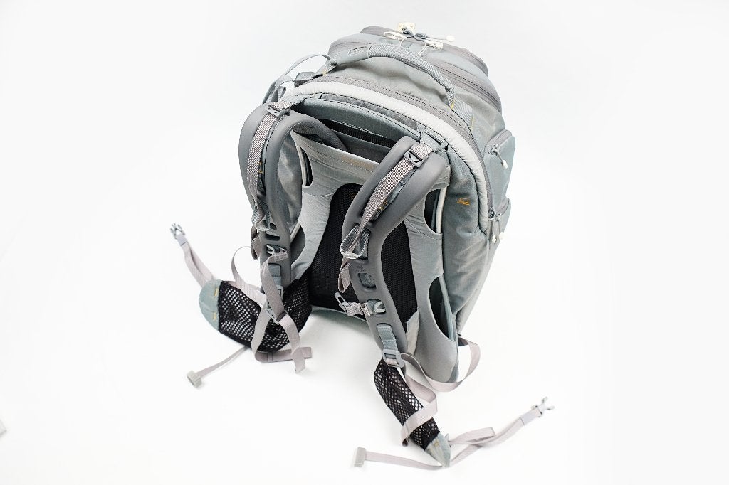 Kata Ultra-Light Bumble Bee UL-222 Camera Backpack, Ophalen of Verzenden, Zo goed als nieuw, Rugtas, Kata