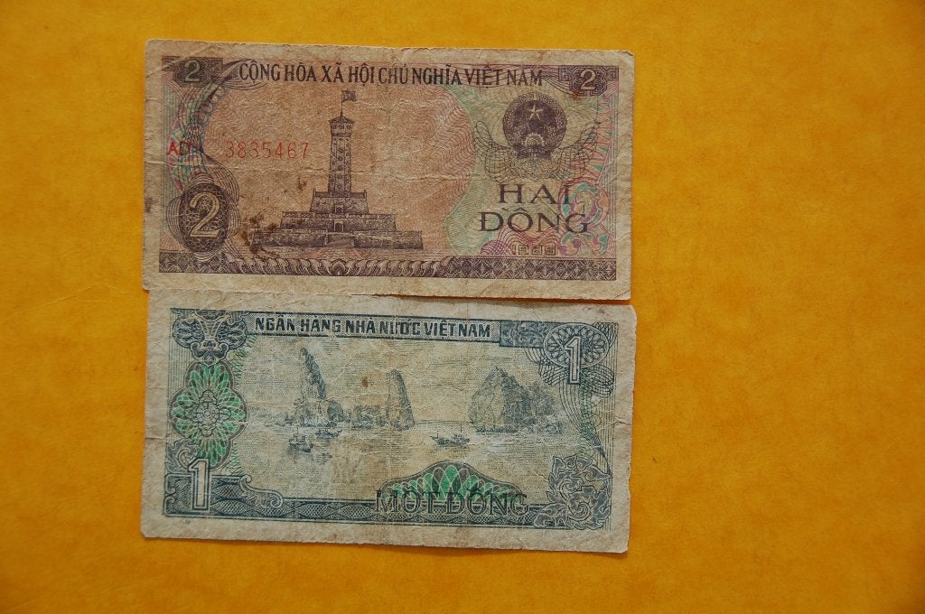 VIETNAM : 1 & 2 Dong 1985, Envoi, Asie du Sud Est, Série