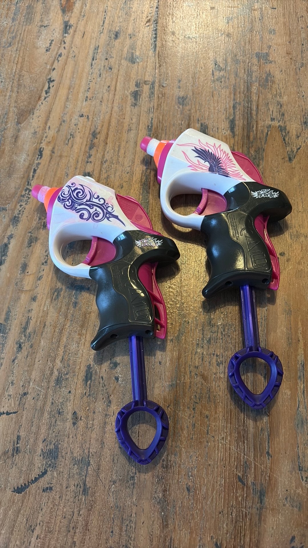 Nerf Rebelle 2x guns, Ophalen of Verzenden, Gebruikt