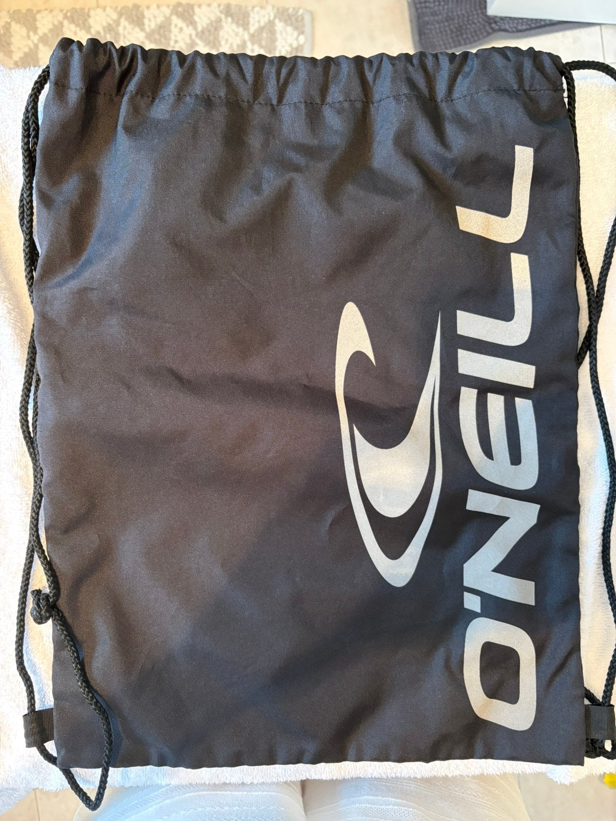 Zwarte turnzak O’Neill, binnenin opbergzakje, perfecte staat, Ophalen of Verzenden, Zo goed als nieuw, Unisex kinderen