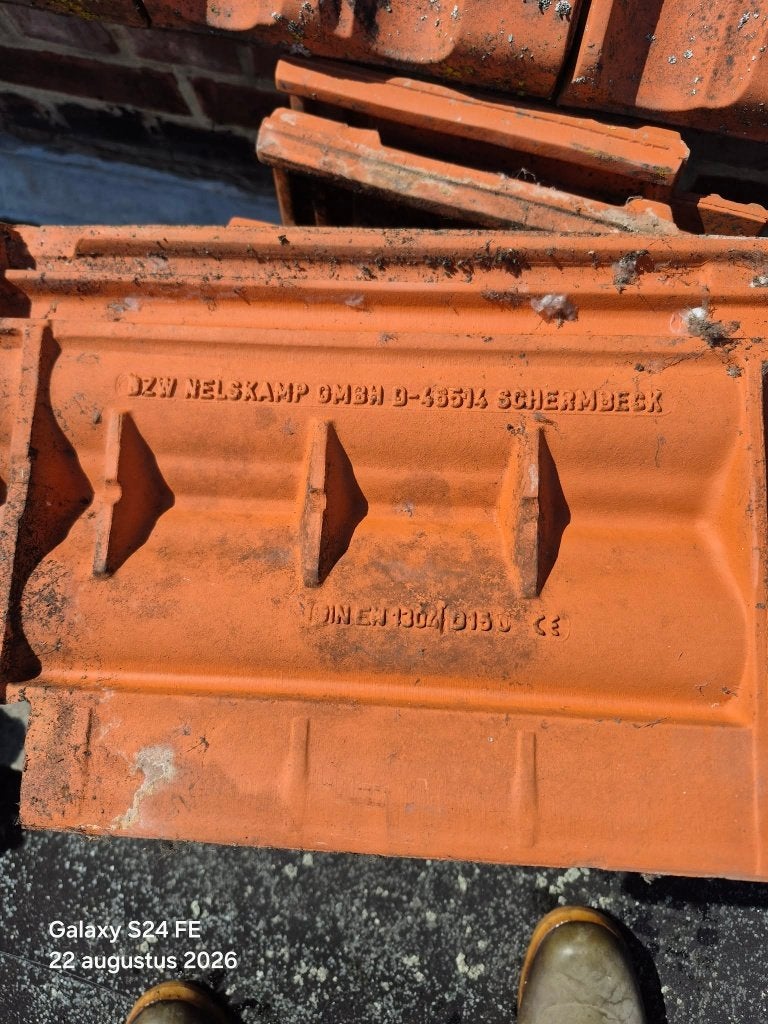 GRATIS dakpannen, Pierre ou Argile, Enlèvement, Utilisé, Rouge