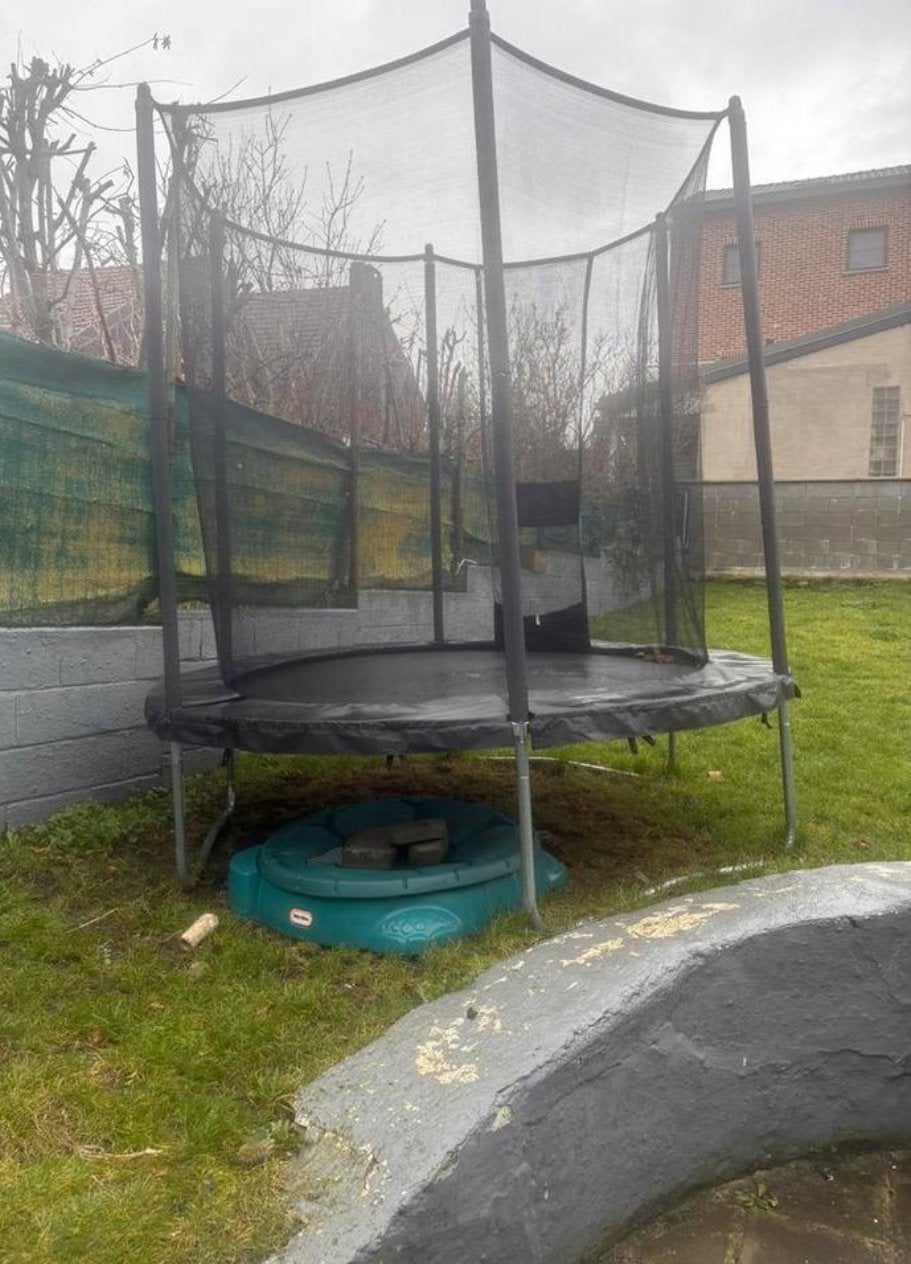 Trampoline, Enlèvement, Comme neuf