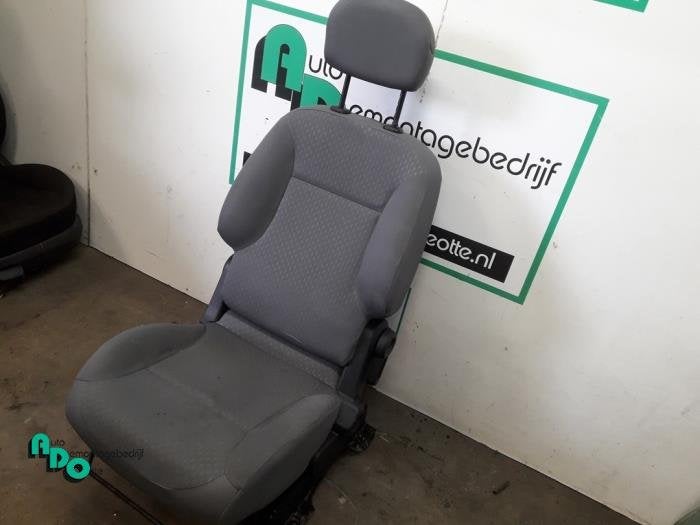 Siège gauche d'un Citroen Berlingo (Berlingo 08-), -, 3 mois de garantie, Utilisé, -