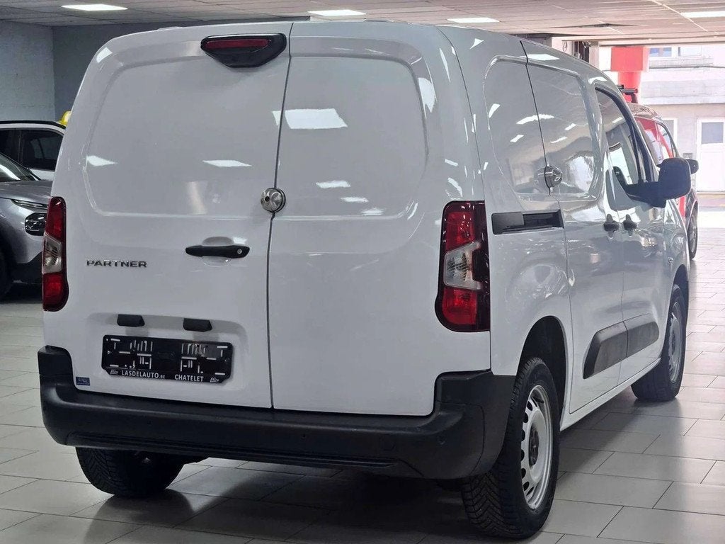 Peugeot Partner 1.5 BlueHDi L1 STD Light Pro (EU6.2) 3Places, 75 kW, Stof, Gebruikt, 4 cilinders