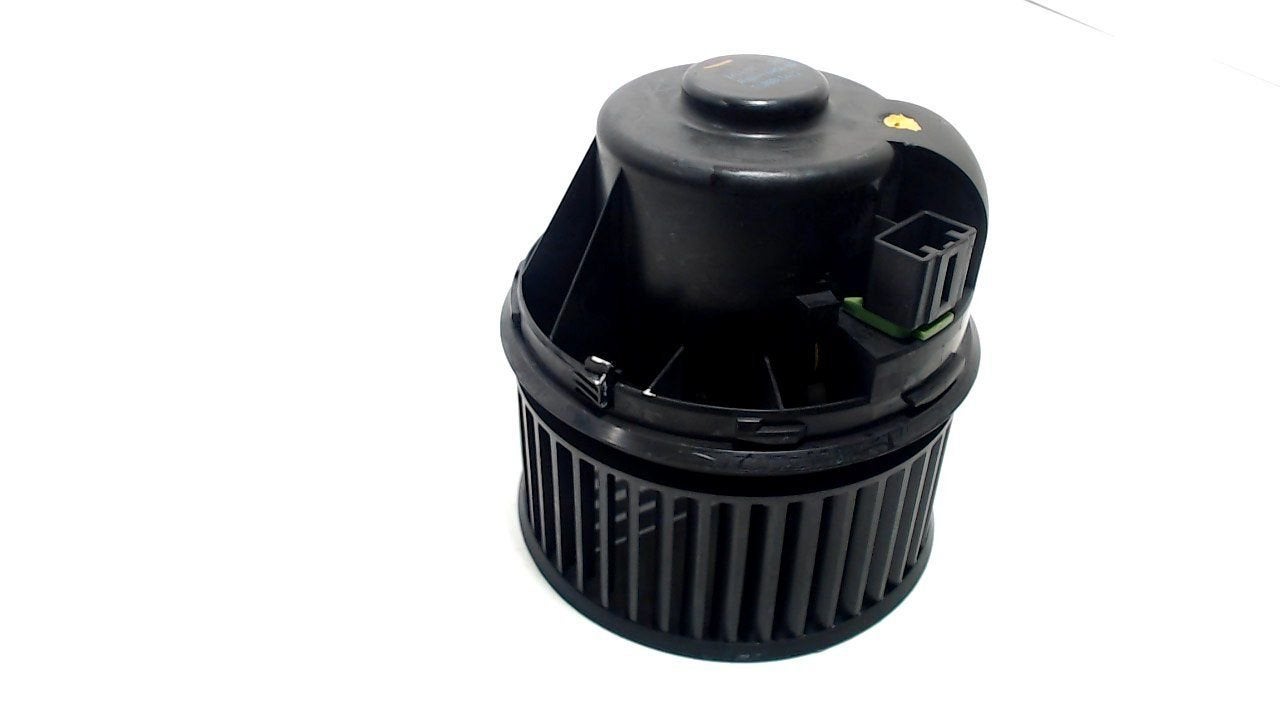 Kachel ventilator motor Ford Focus, Onderdelen@venauto.nl, Van der Ven Autorecycling B.V., Ettenseweg 76, 4706 PB Roosendaal, The Netherlands