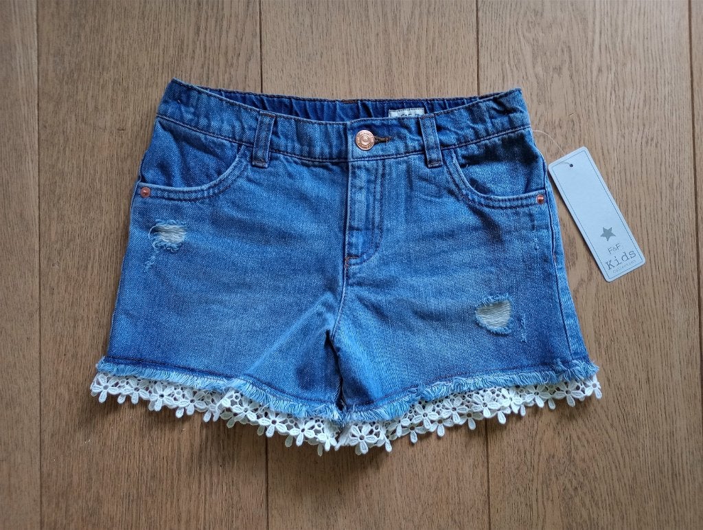 F&F - short en jean fille - taille 134 (9 ans) neuf, Enfants & Bébés, Enlèvement, Neuf, Fille