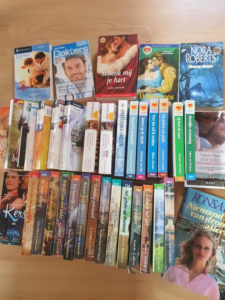 Pockets allerlei, Boeken, Ophalen