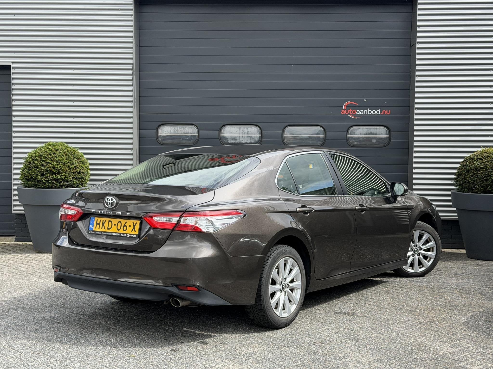 Toyota Camry 2.5 Hybrid Dynamic (automatique), Autos, Toyota, Cuir, 218 ch, 2487 cm³, Entreprise