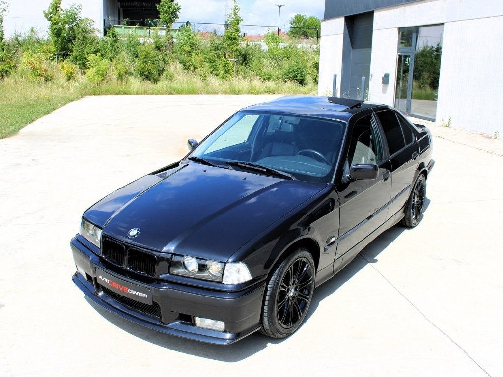 ✅Voiture classique Bmw 323i E36 * Pack M * Jantes M *, Cuir, Achat, 4 portes, Entreprise