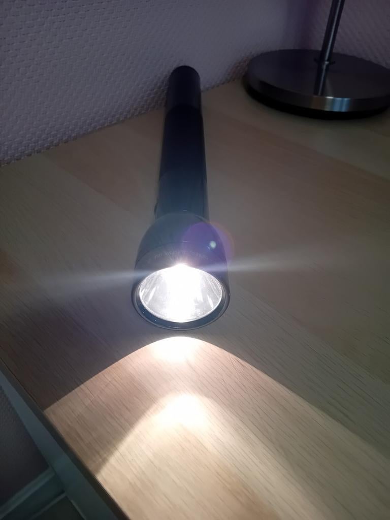 Lampe MAG-LITE, Enlèvement