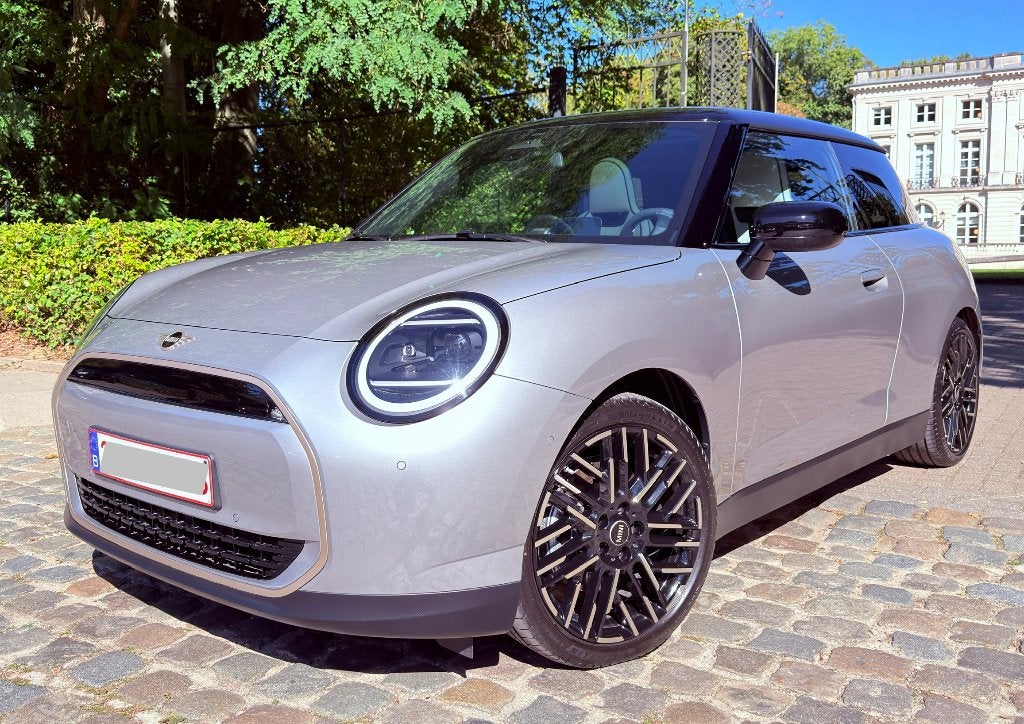 Mini Cooper E - Trim Favoured - Pack M - Garantie 3 ans, Cuir, Argent ou Gris, Achat, Entretenue par le concessionnaire
