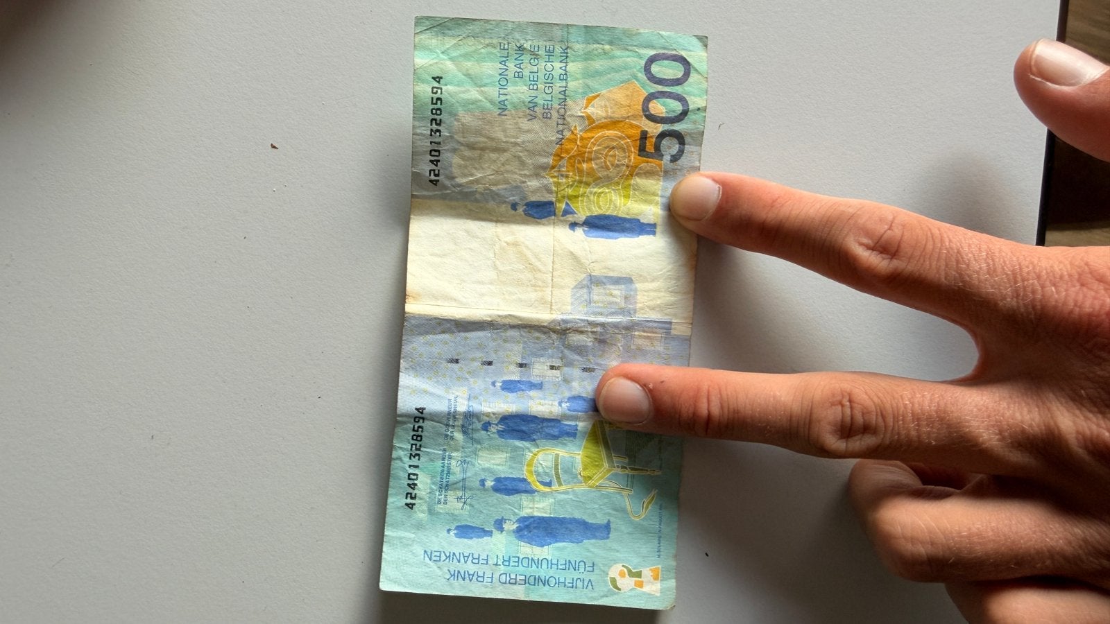 Anciens billets belges de 100, 200 et 500 francs, Enlèvement ou Envoi