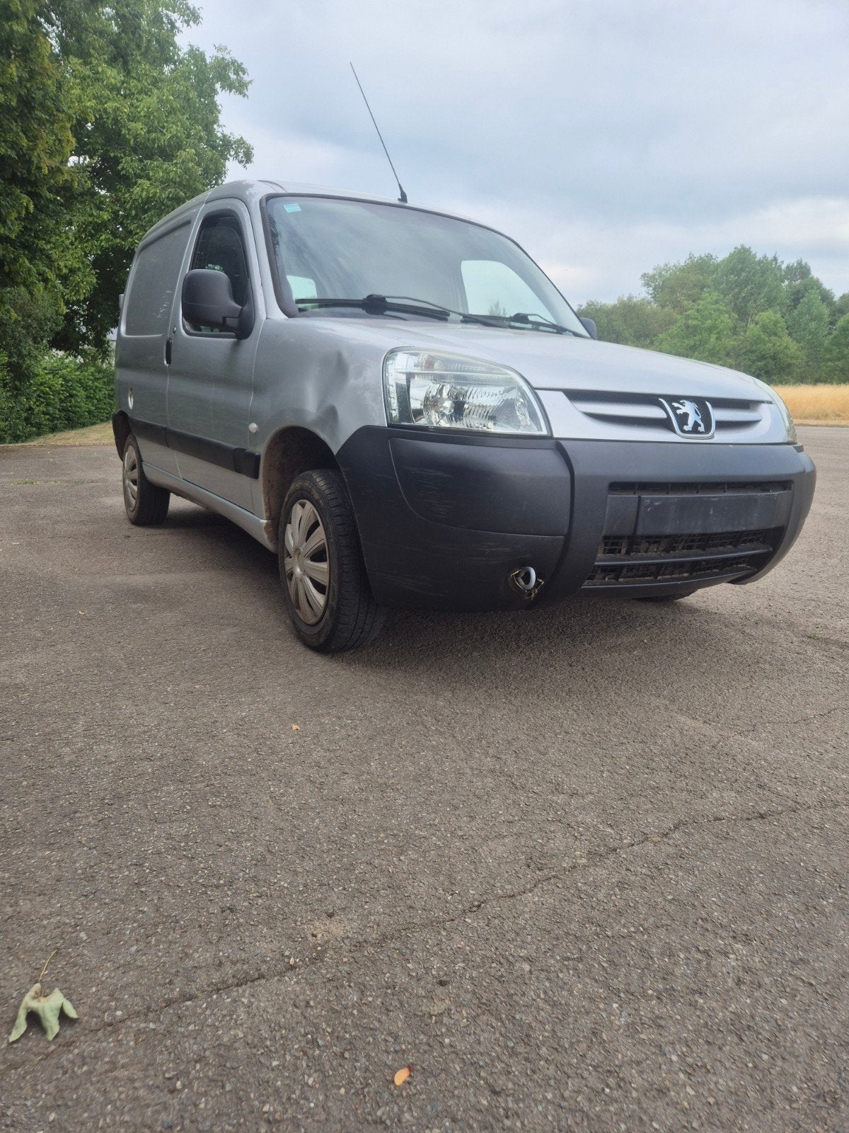 Peugeot-partner, Auto's, Bestelwagens en Lichte vracht, Particulier, ABS, Airbags, Centrale vergrendeling, Metaalkleur, Radio