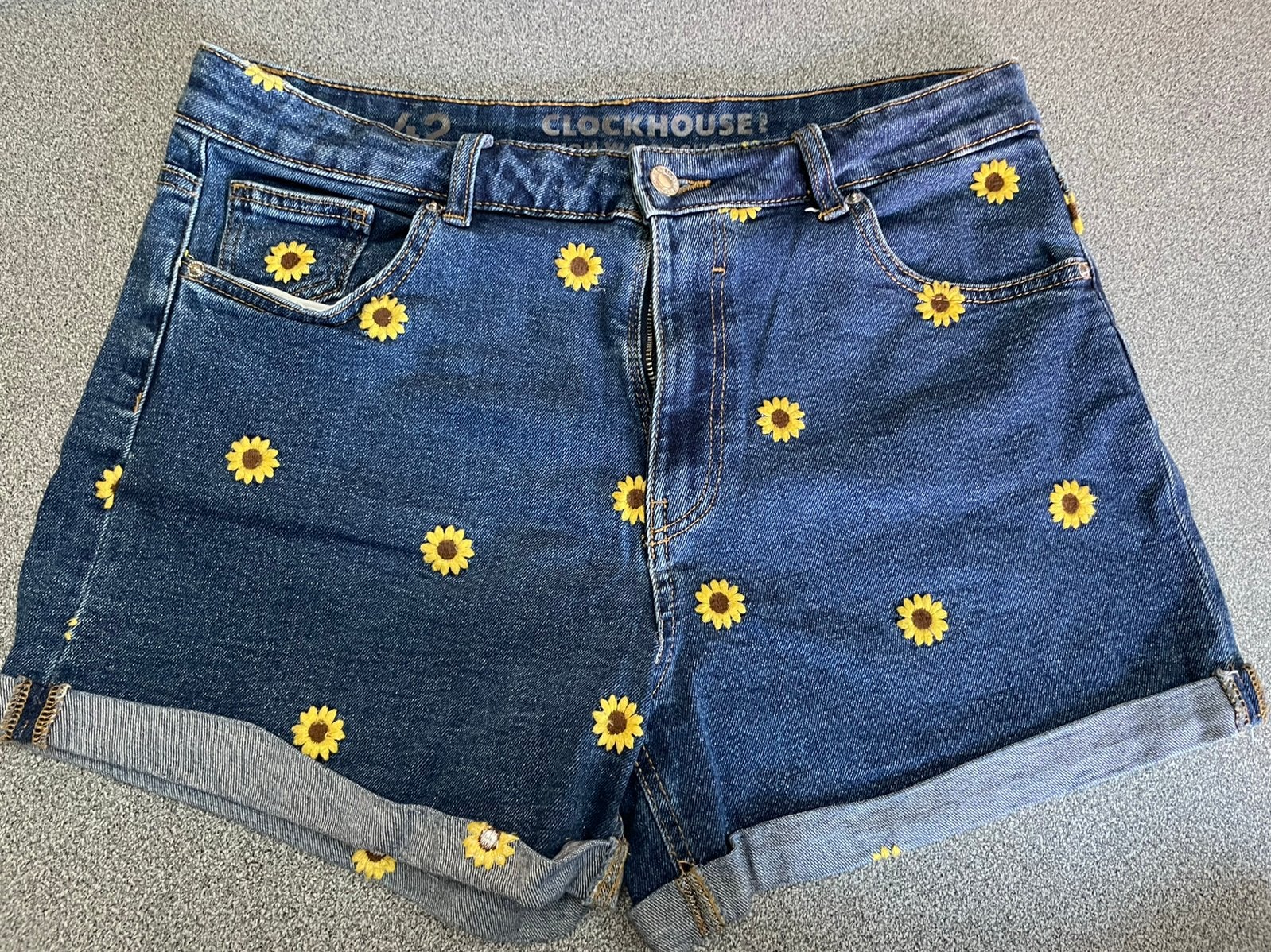 Jeans short met bloemetjes high wist m42, Enlèvement