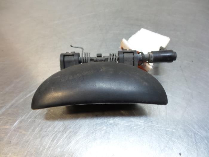 Poignée portière 2portes droite d'un Peugeot 206, -, 3 mois de garantie, Utilisé, -