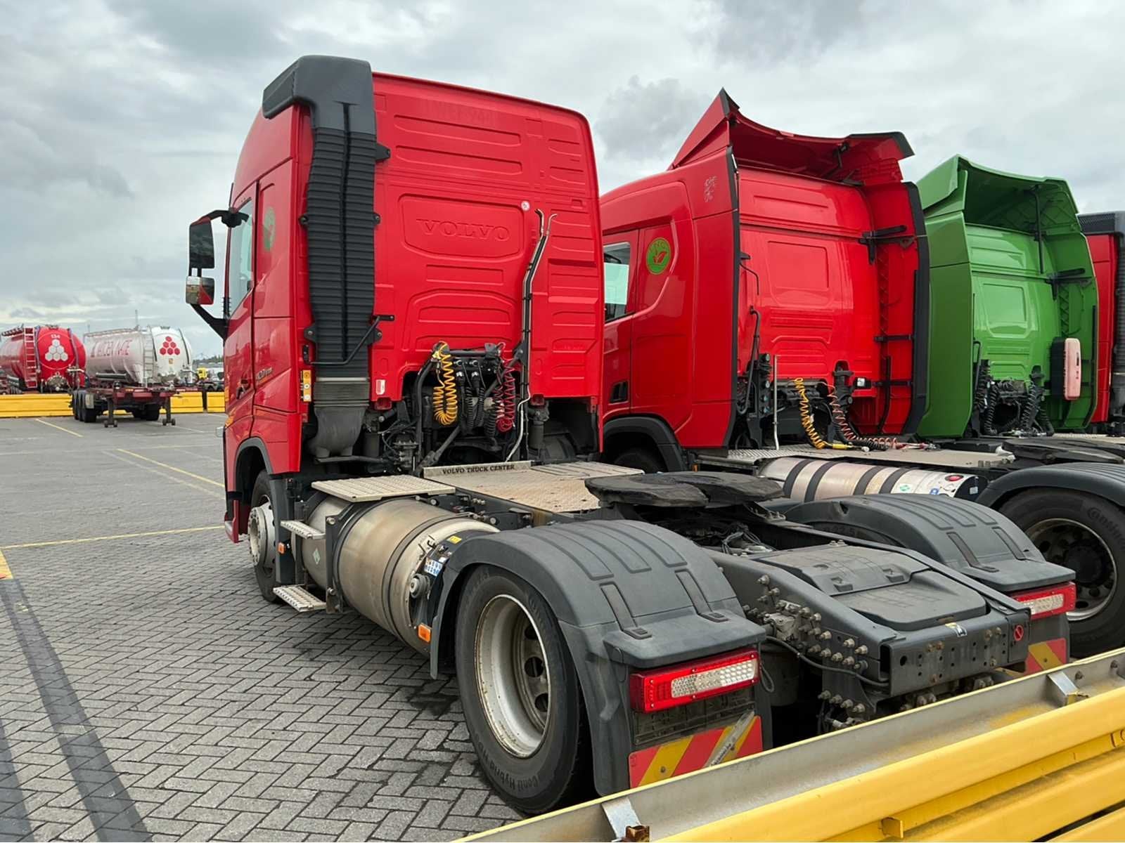 Volvo FH420 Tracteur GNL 2019 Diesel+LNG (74112-2), Autos, Camions, Achat, Euro 6, Entreprise, Autres carburants