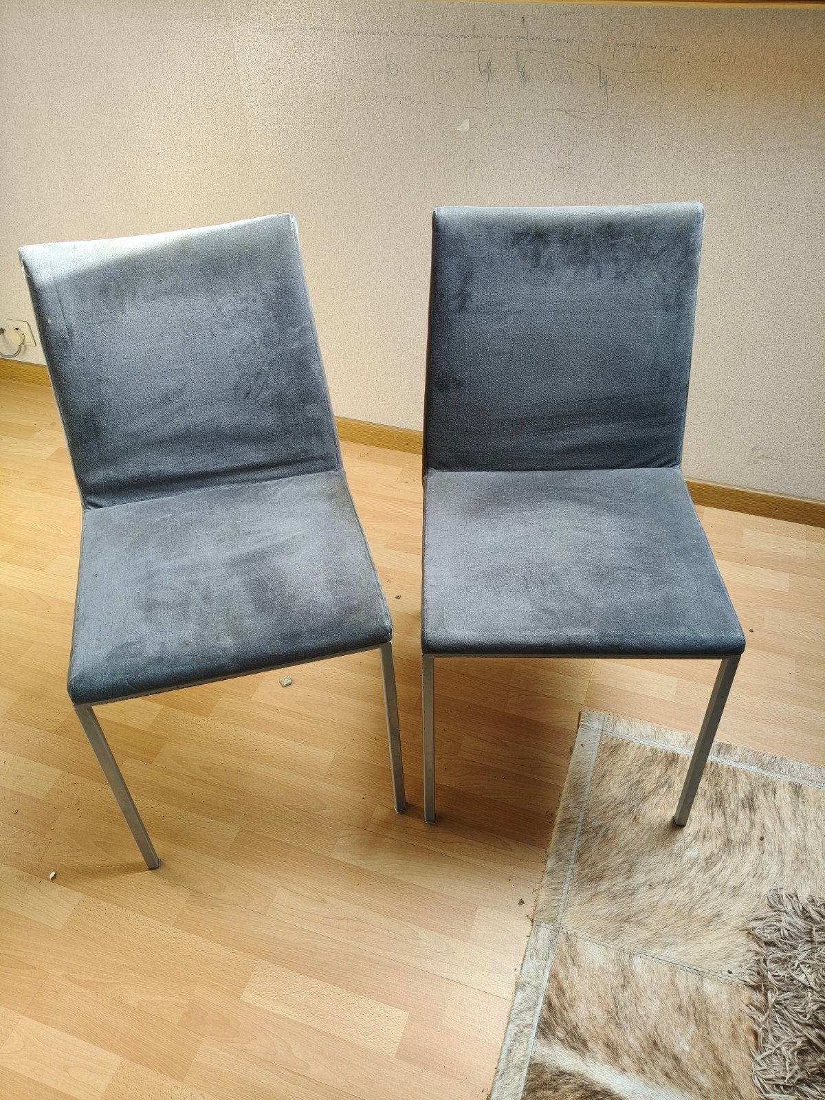 Keukenstoelen, Ophalen, Stof