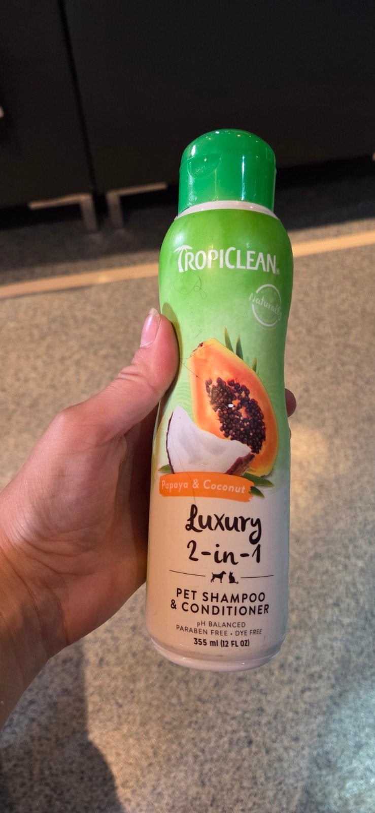 Shampoo + conditioner Tropiclean, Dieren en Toebehoren, Ophalen