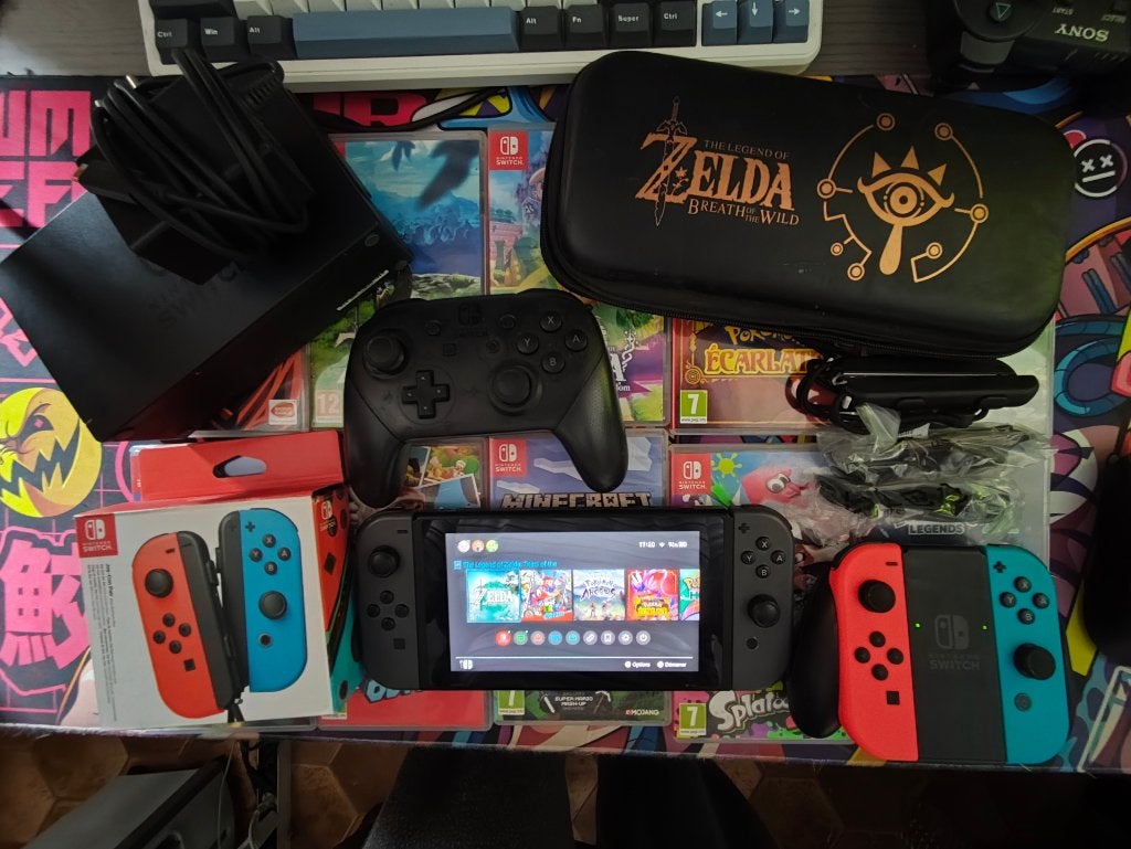 NIntendo Switch V1 (non bannie) - jeux et accessoires, Enlèvement, Utilisé, Switch Original, Avec jeux