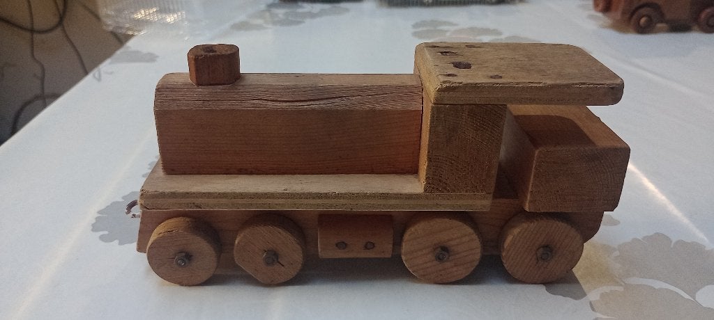 Ancienne locomotive en bois artisanale 24x11cm, Enlèvement ou Envoi, Autres types