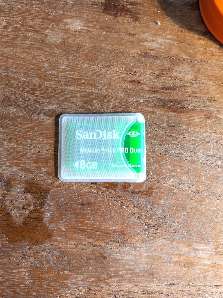Sandisk MemoryStick PRO Duo 8 GB MagicGate, Games en Spelcomputers, Ophalen of Verzenden, Gebruikt, PSP, Geheugenkaart